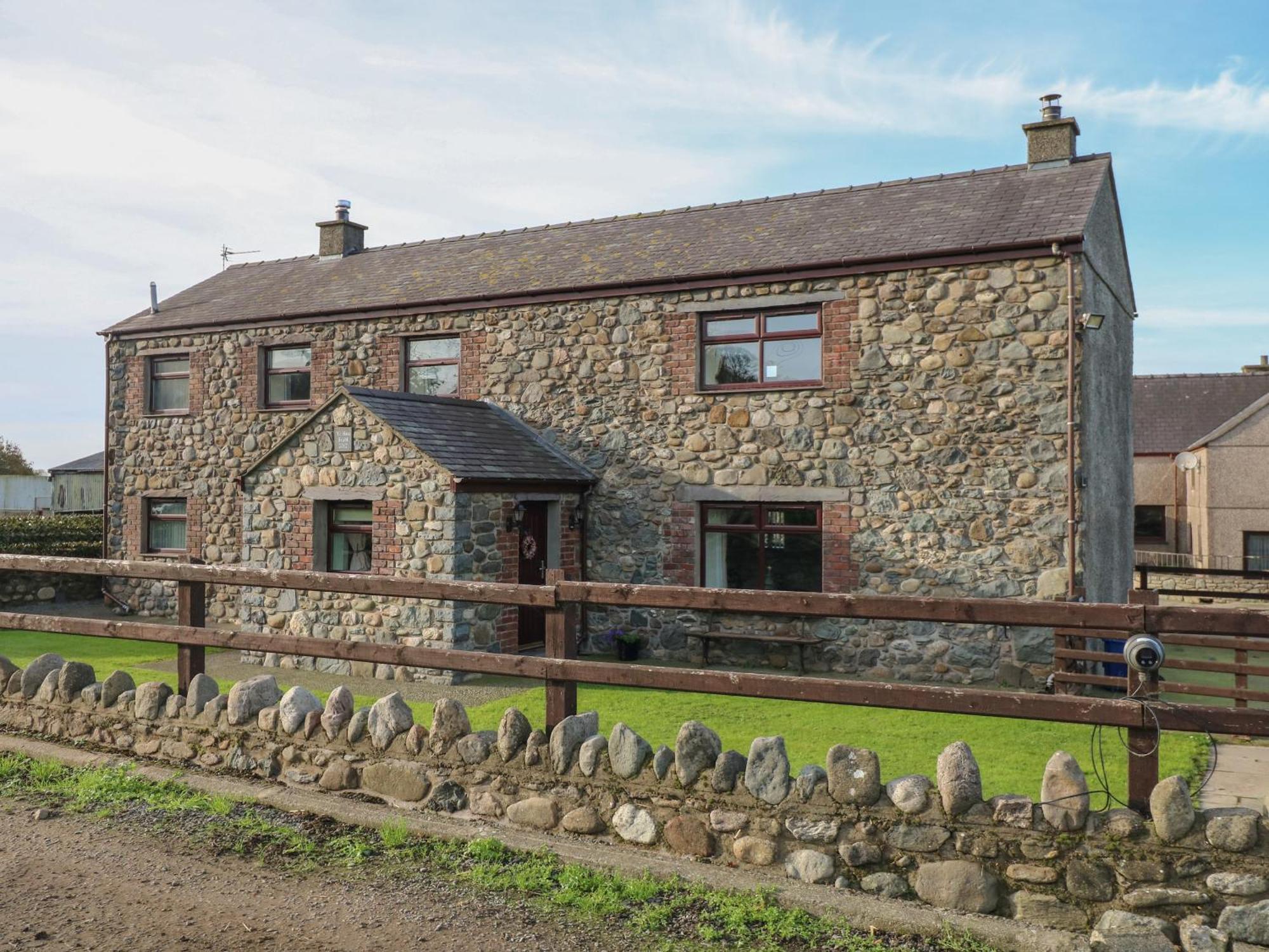 Holiday home Yr Hen Stabl *